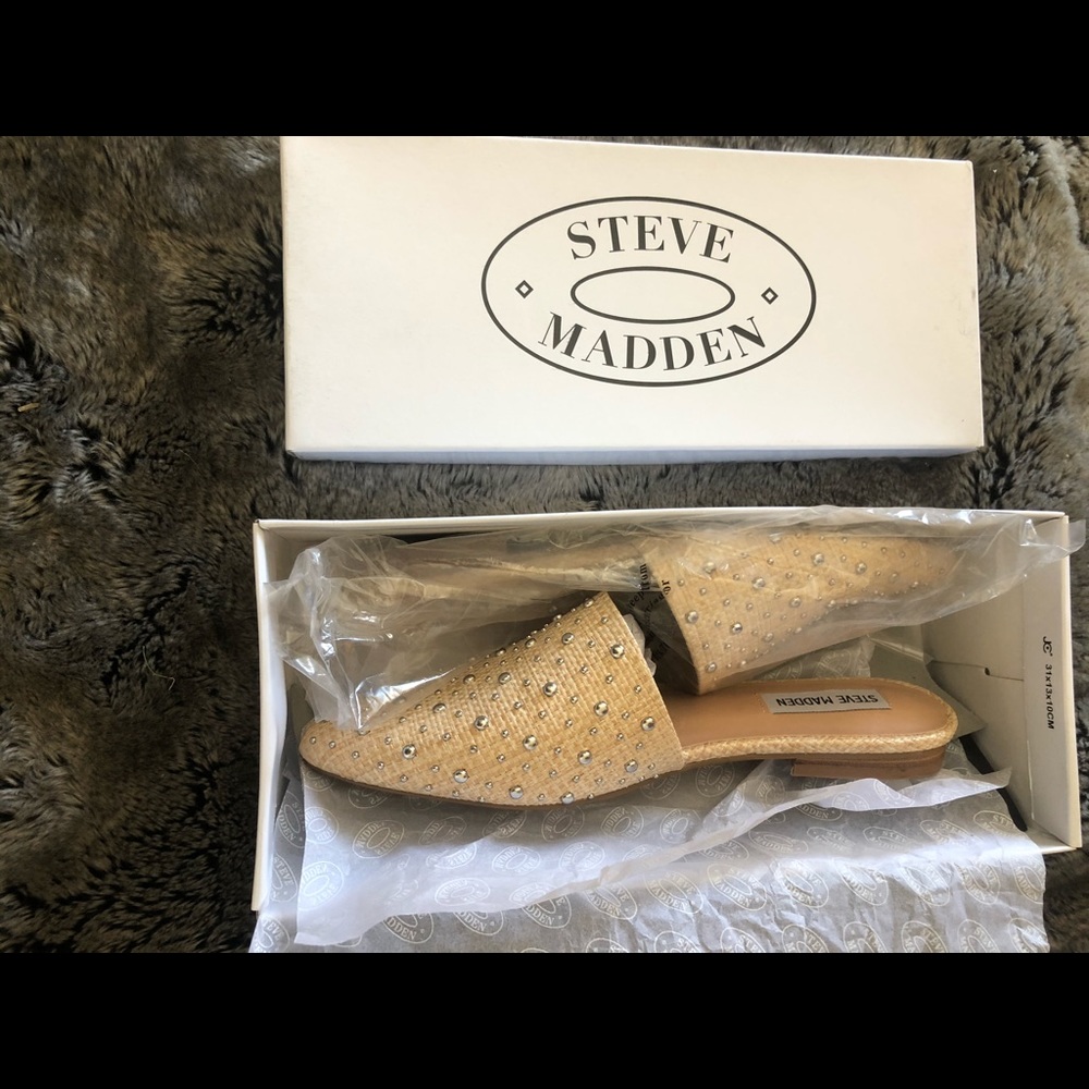 NWT Steve Madden Mules